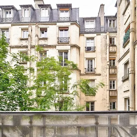 For 3 - 18e Montmartre * 巴黎